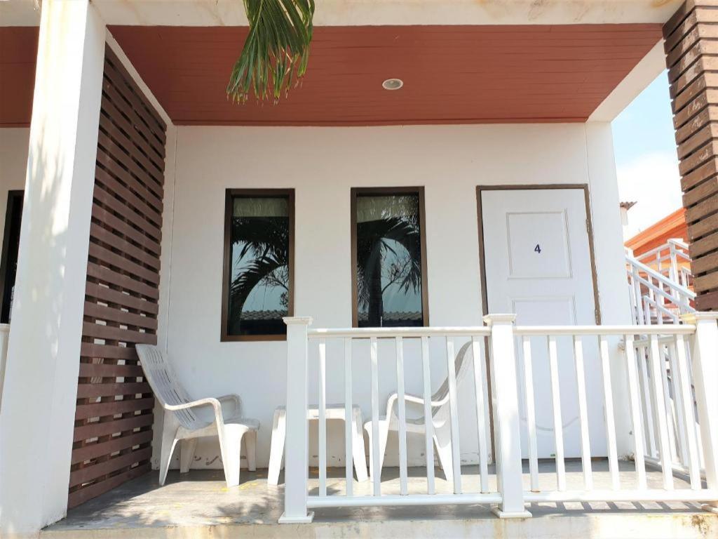 Sea Beach Koh Larn 2 Hotel Екстер'єр фото