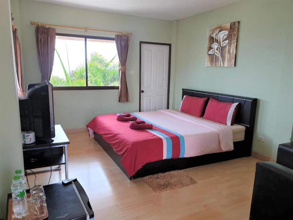 Sea Beach Koh Larn 2 Hotel Екстер'єр фото